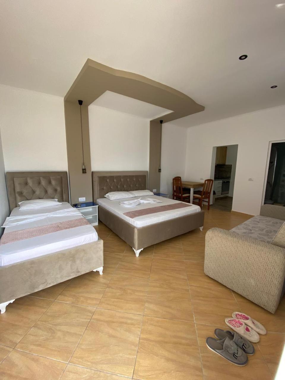 Vila Floban & Mirdar Koshi Sarandë Exterior foto