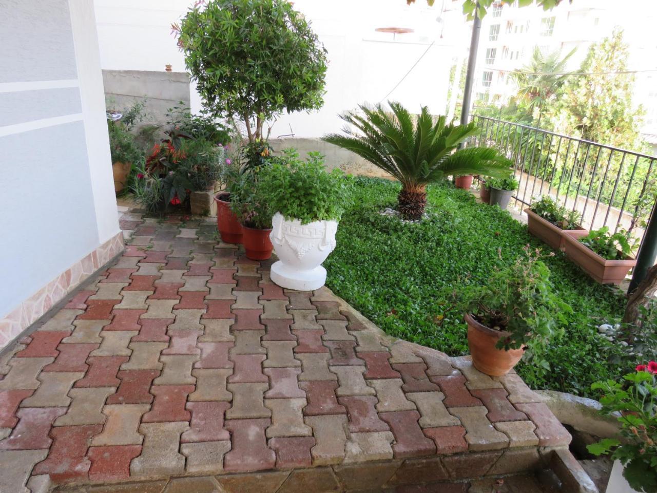 Vila Floban & Mirdar Koshi Sarandë Exterior foto